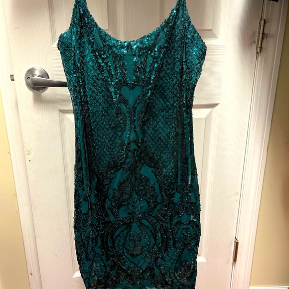 raelynn sequin bodycon dress in turquoise Sequin Bodycon Dress in Green